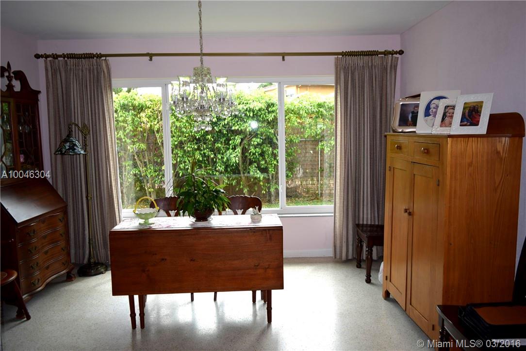 LYONS PARK FIRST ADD - Residential