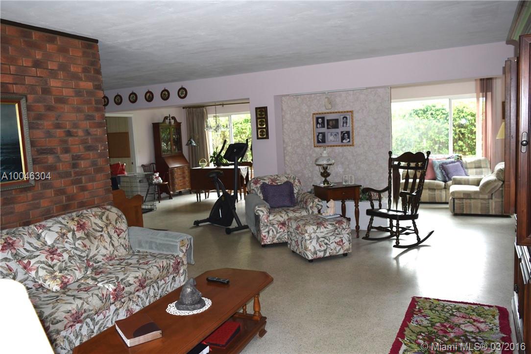 LYONS PARK FIRST ADD - Residential