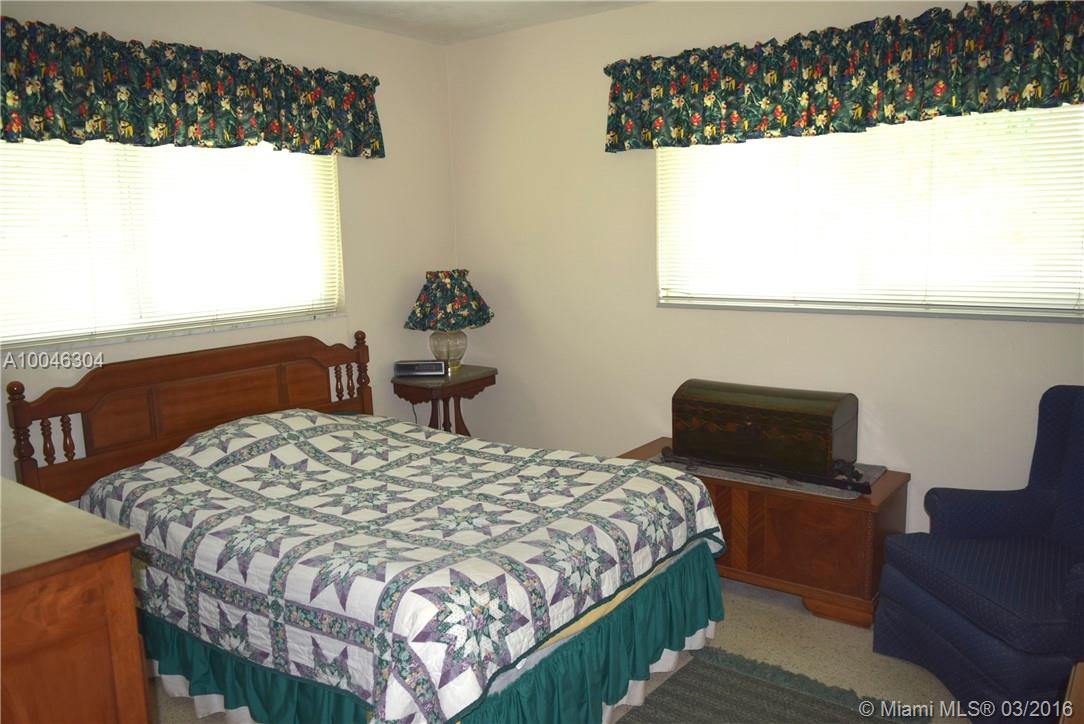 LYONS PARK FIRST ADD - Residential