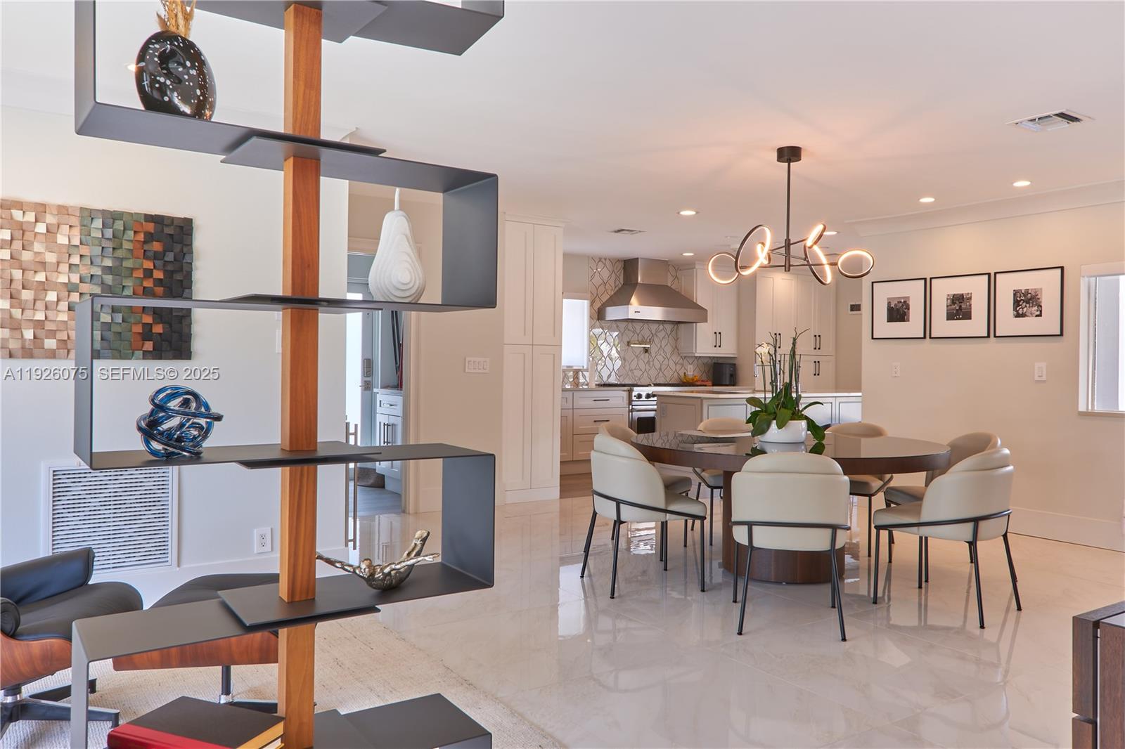 RIO VISTA ISLES - Residential