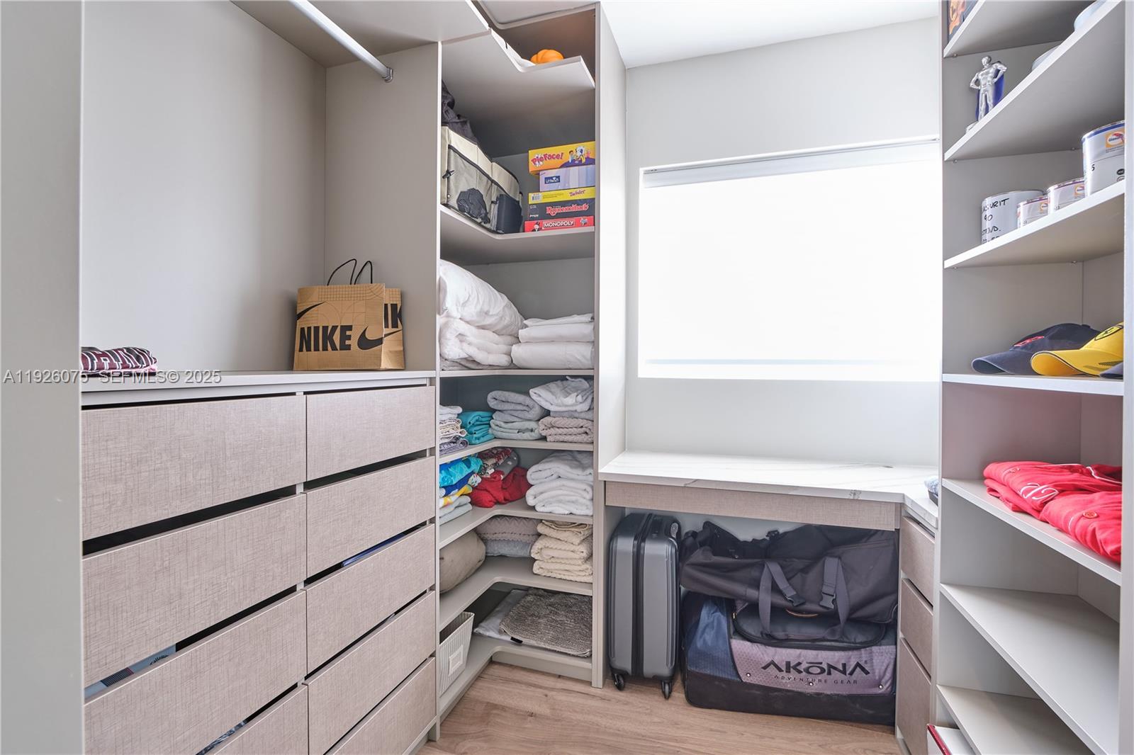 RIO VISTA ISLES - Residential