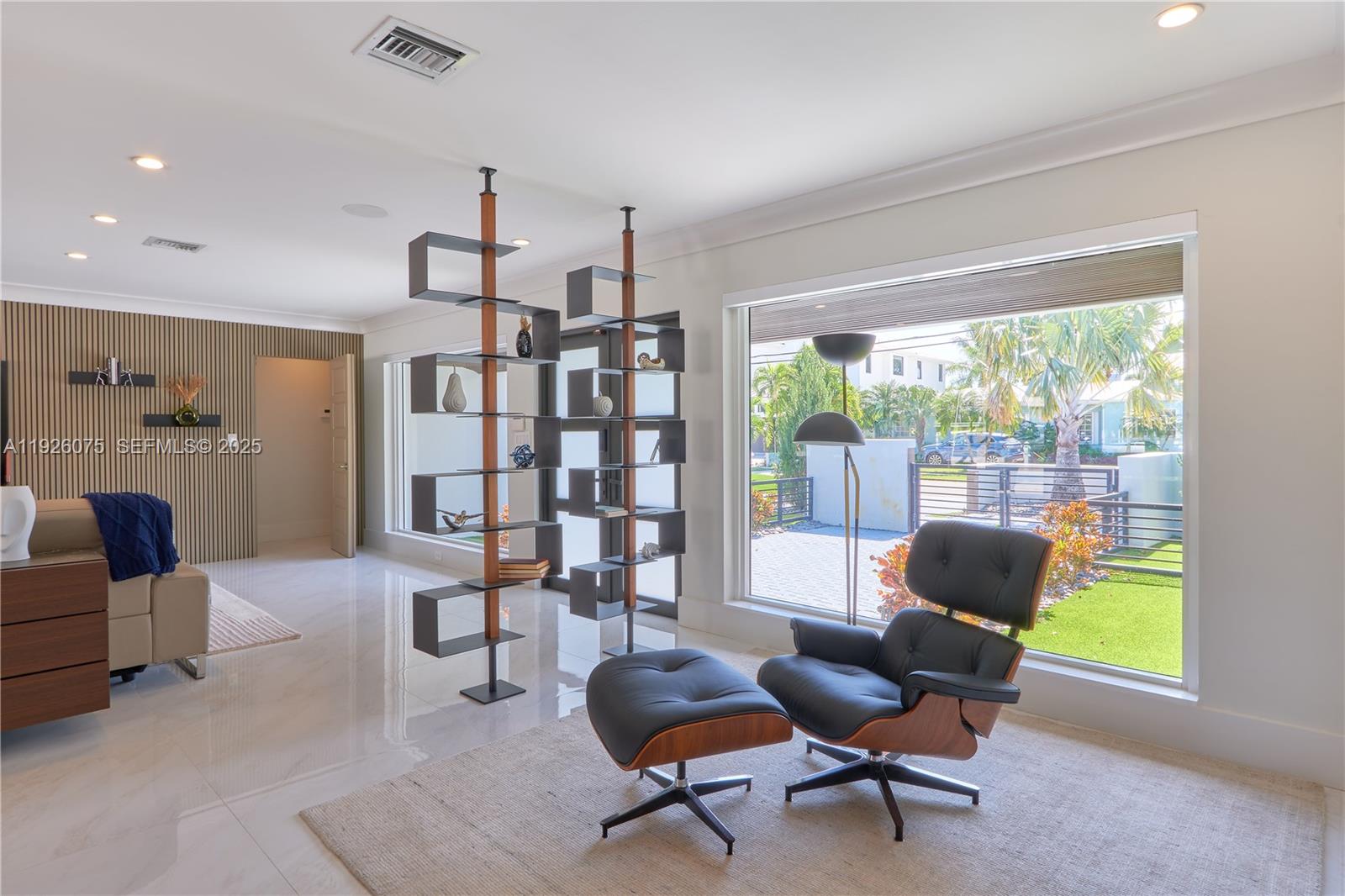 RIO VISTA ISLES - Residential