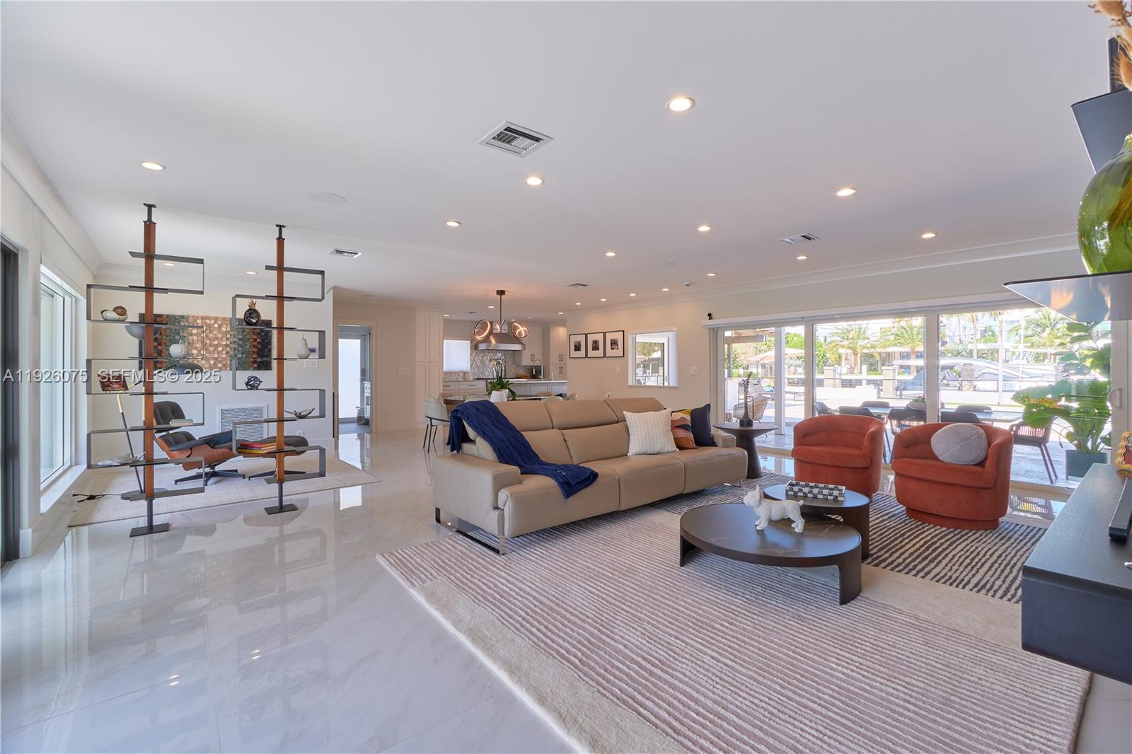 RIO VISTA ISLES - Residential