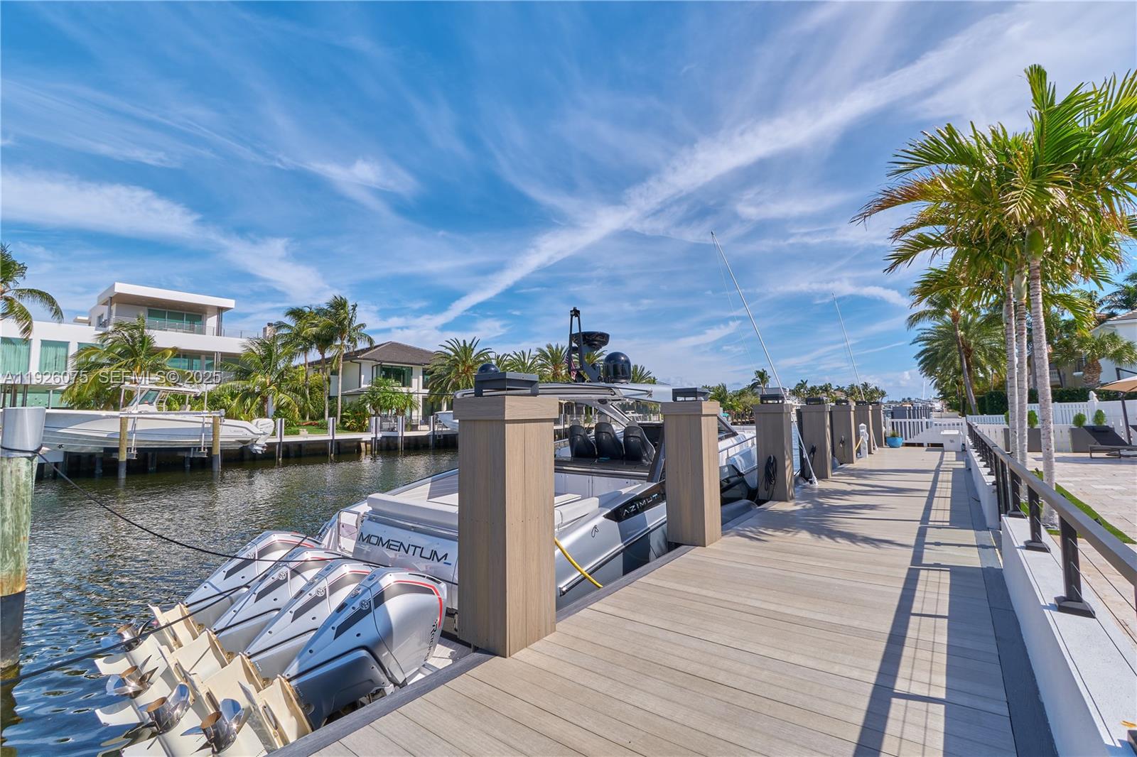 RIO VISTA ISLES - Residential