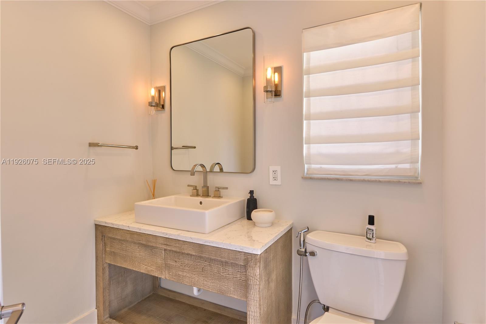 RIO VISTA ISLES - Residential