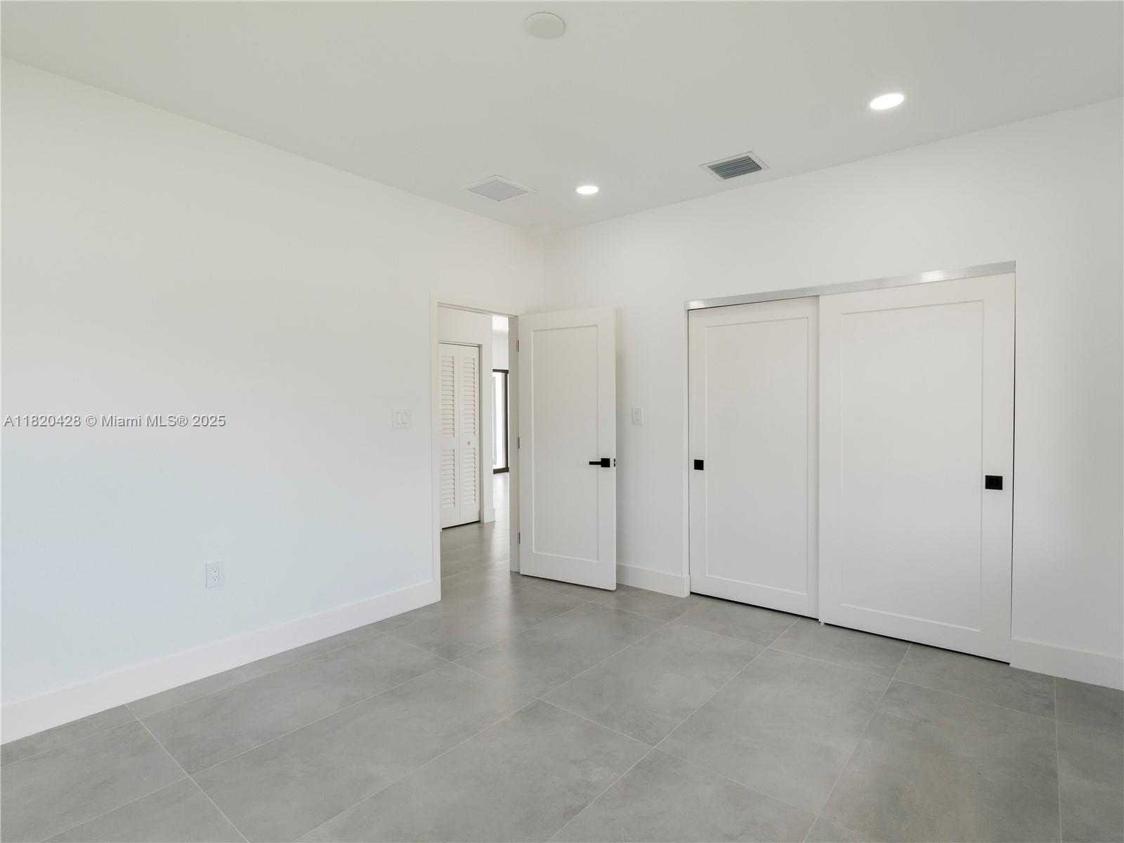 LUCKY STAR ESTATES - Residential