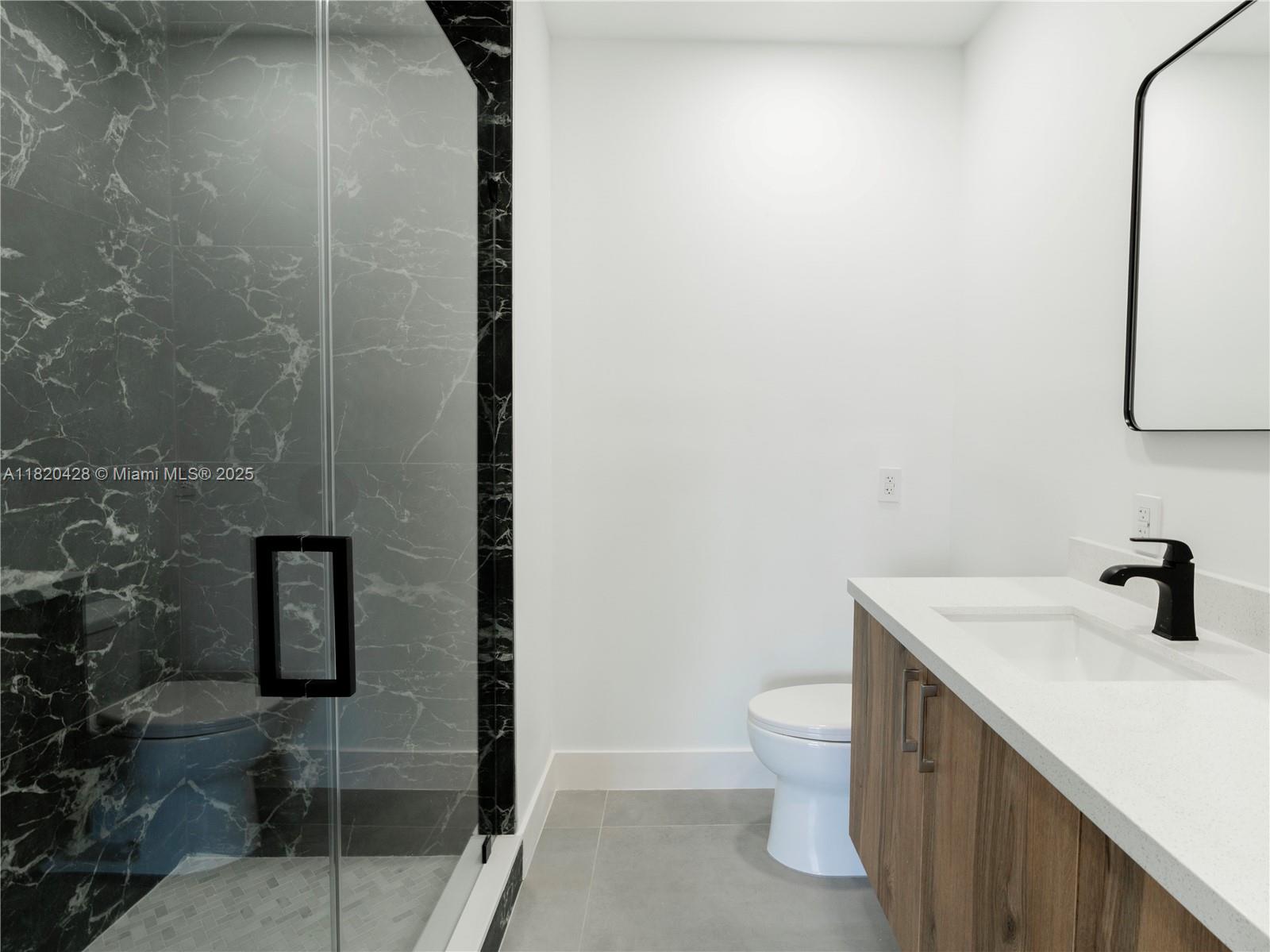 LUCKY STAR ESTATES - Residential