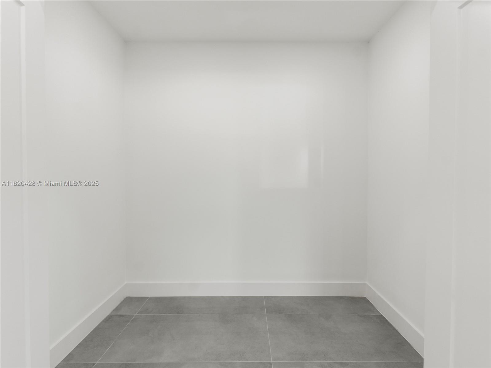 LUCKY STAR ESTATES - Residential