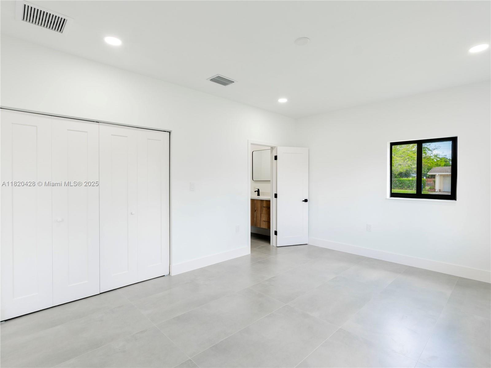 LUCKY STAR ESTATES - Residential