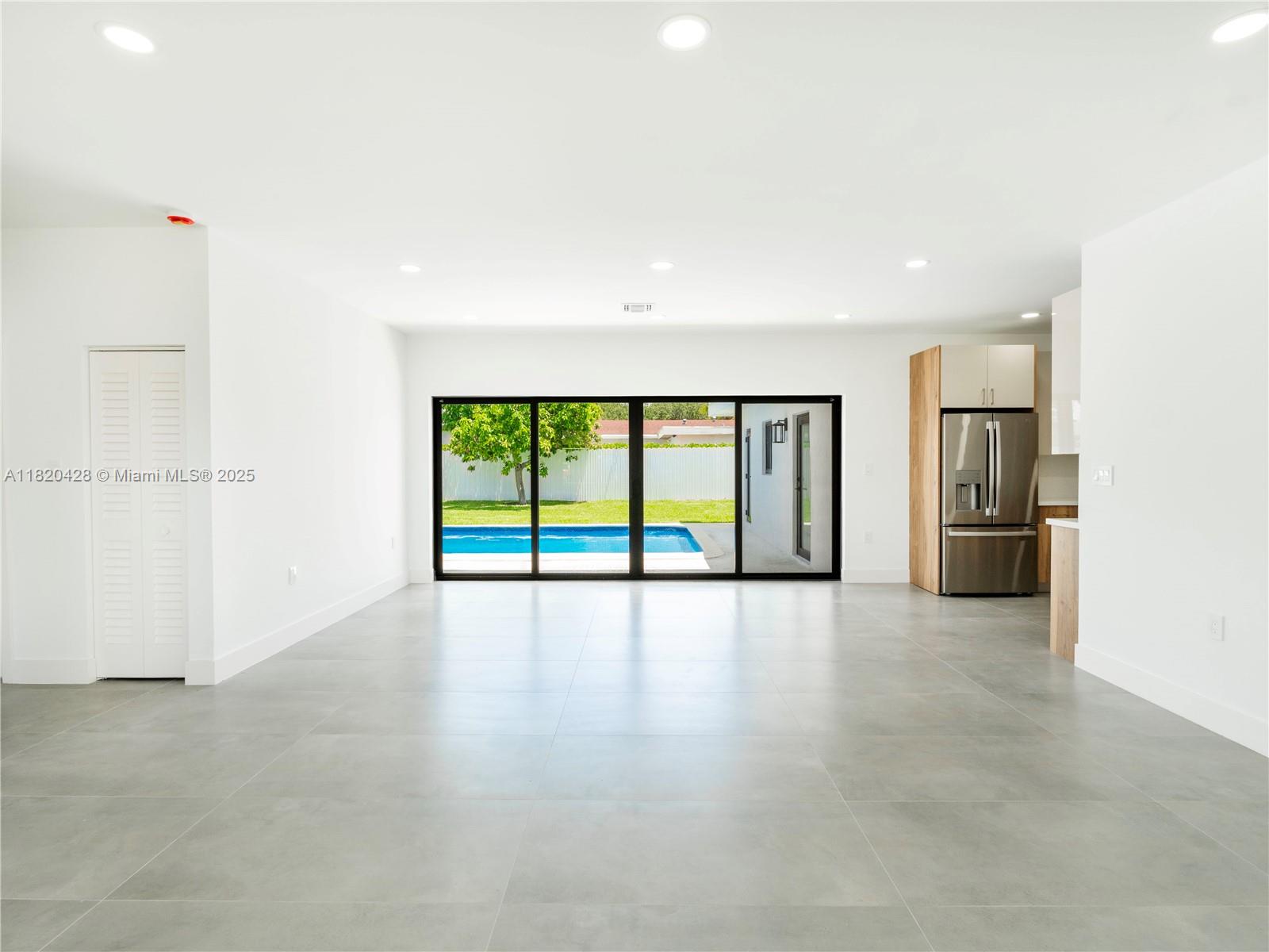 LUCKY STAR ESTATES - Residential