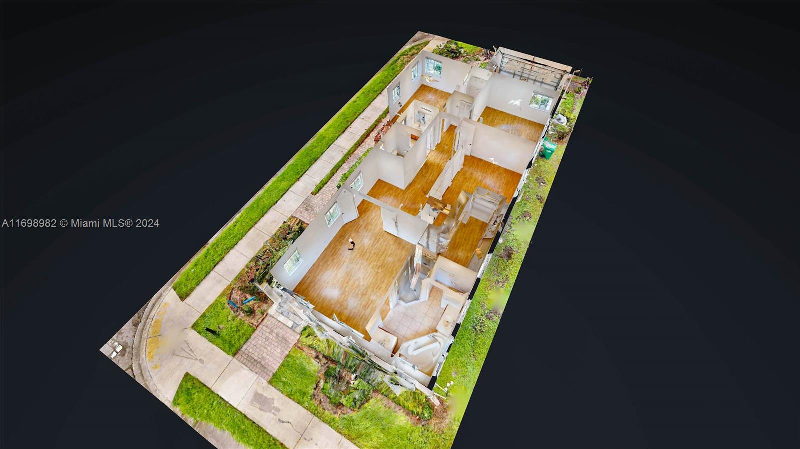 MANDARIN LAKES - Residential