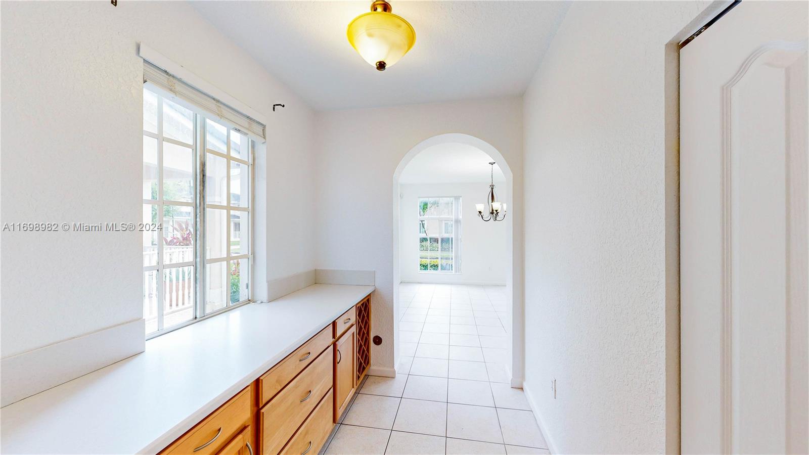 MANDARIN LAKES - Residential