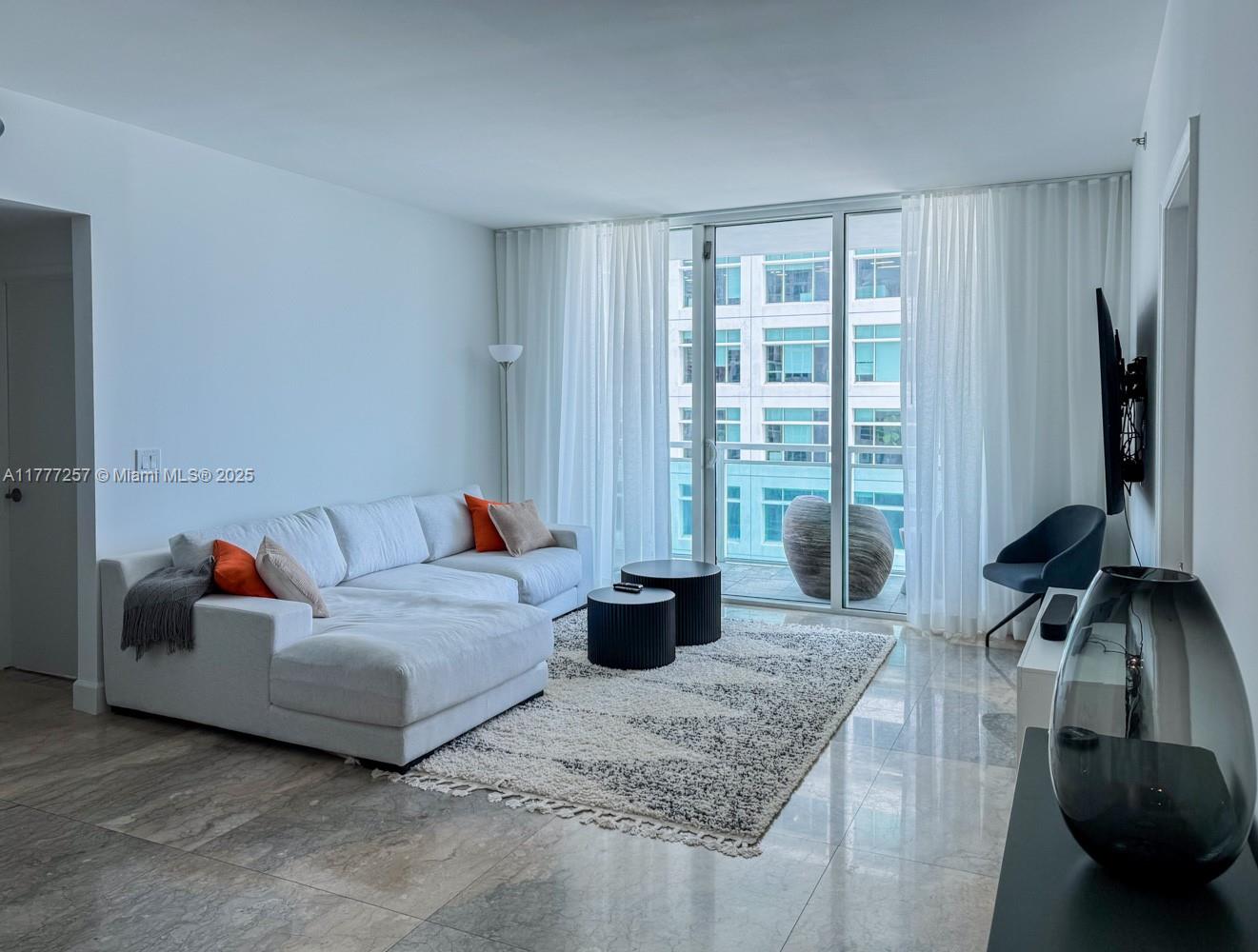 950 Brickell Bay Dr 1504