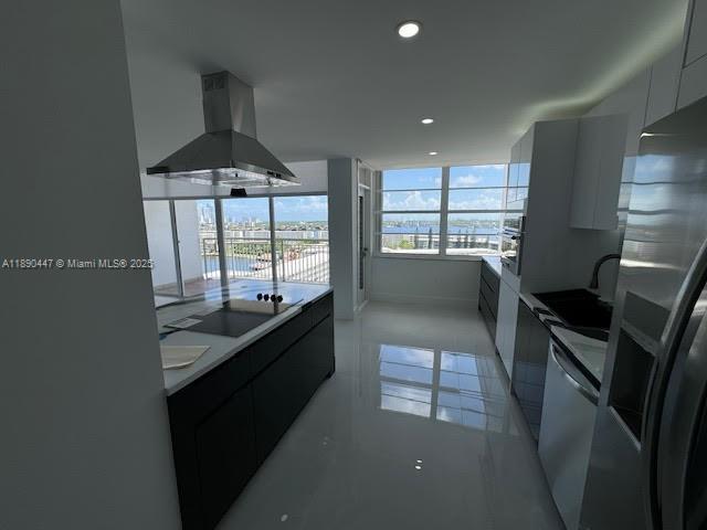 DEL PRADO MARINA - Residential Lease