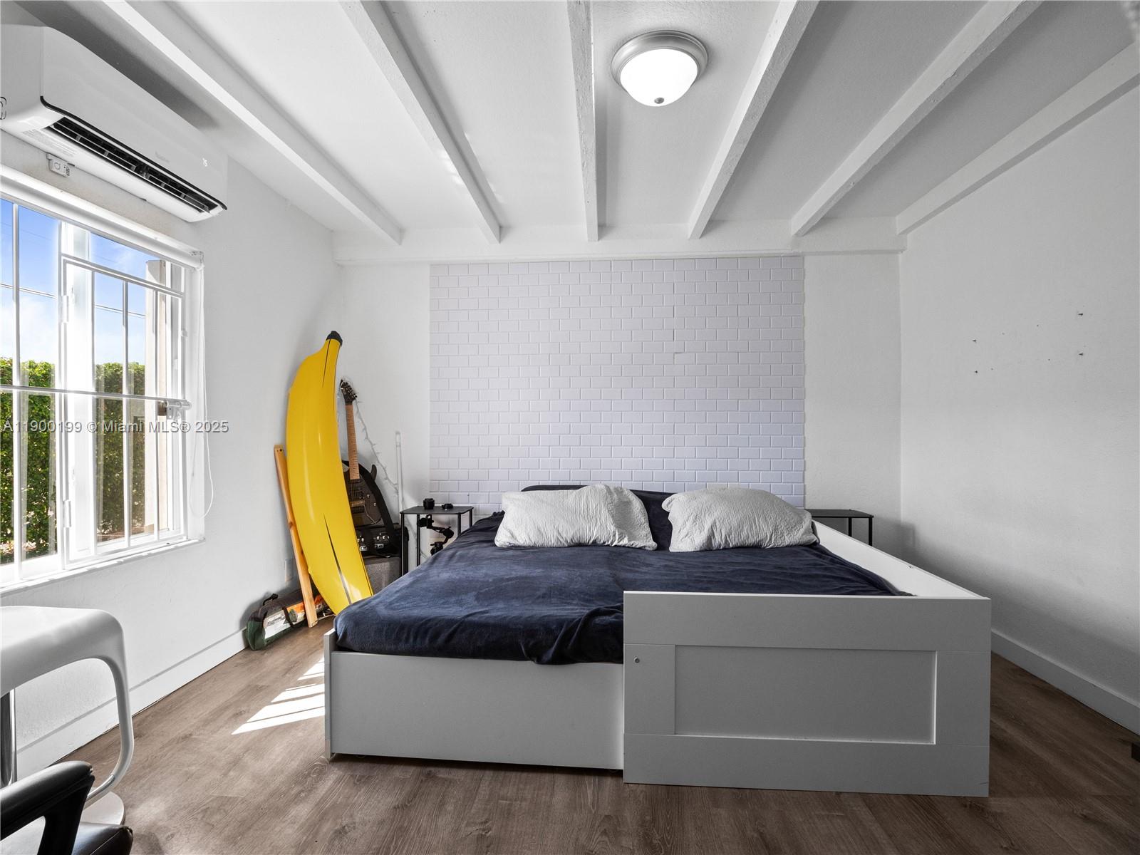 BERTHA PARK - Residential