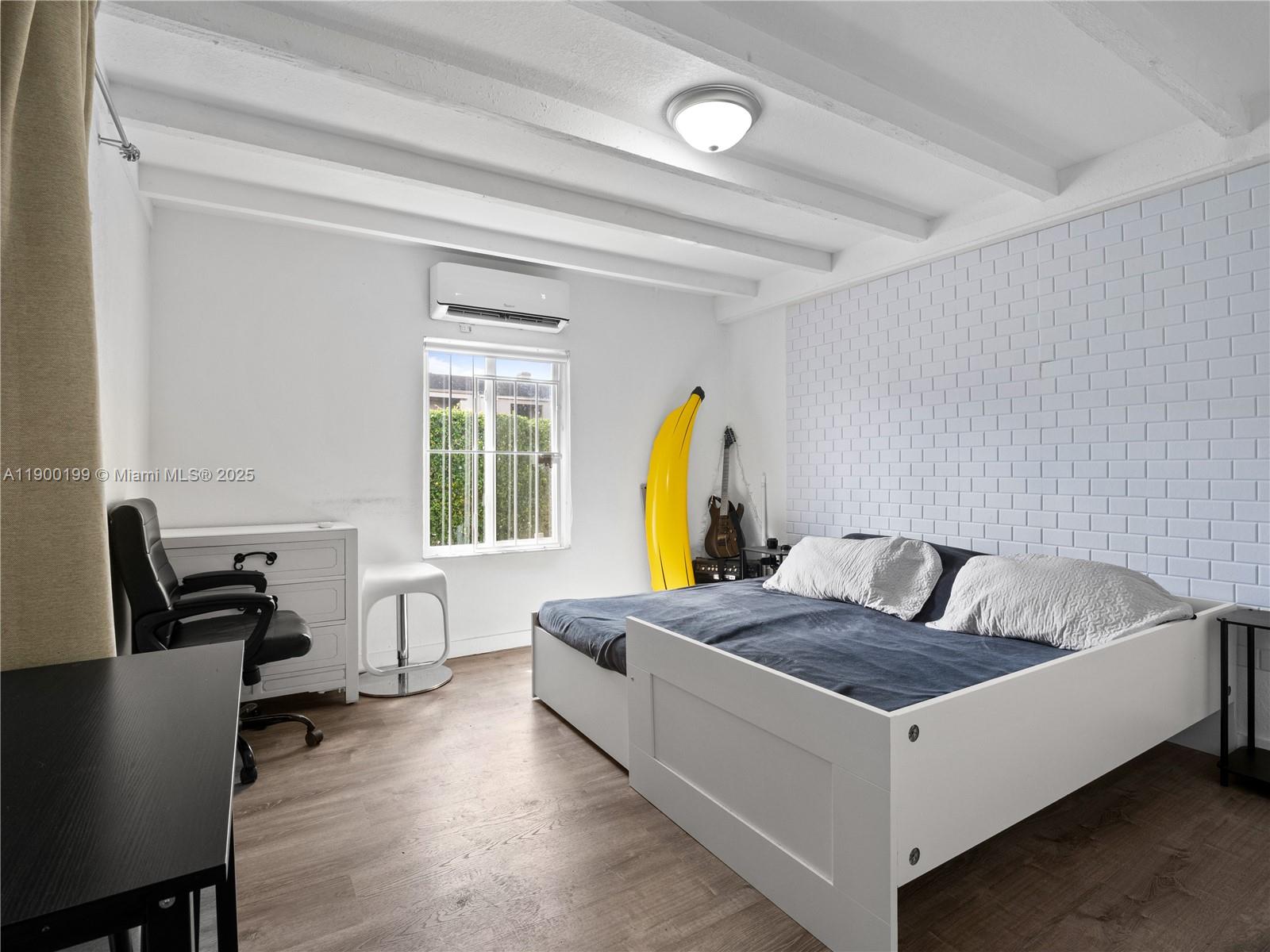 BERTHA PARK - Residential