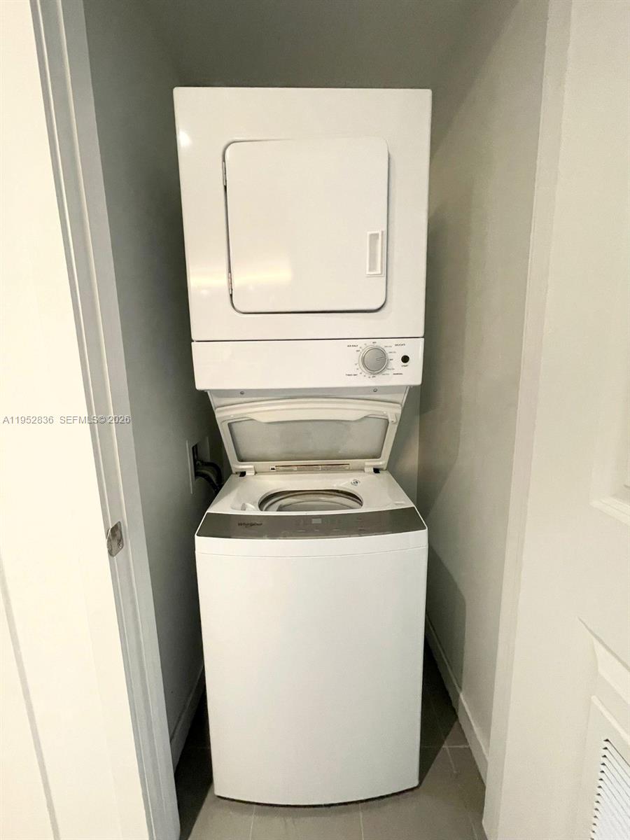 1600 NE 1st Ave 3202