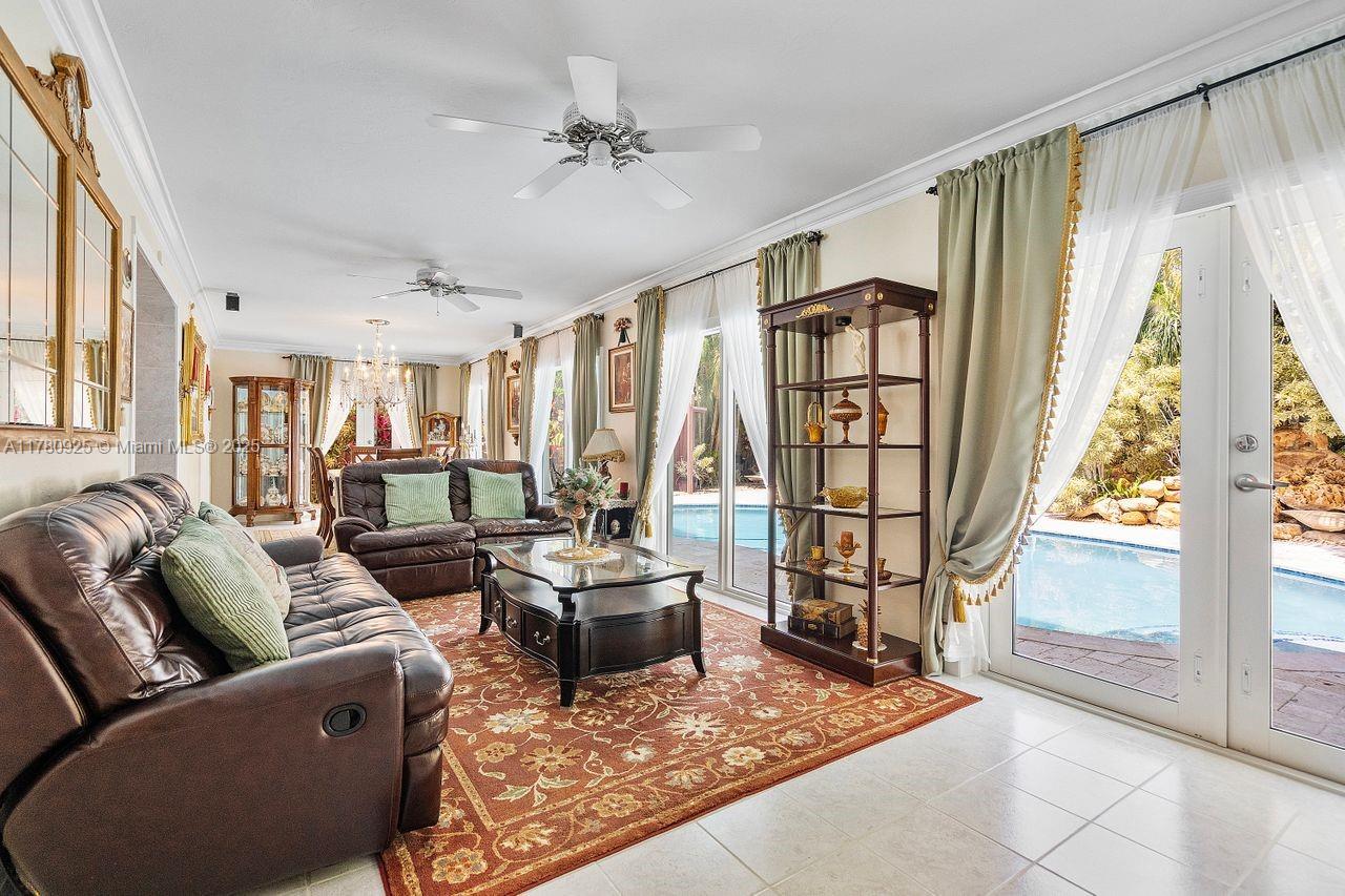 Village Kendale - Residential
