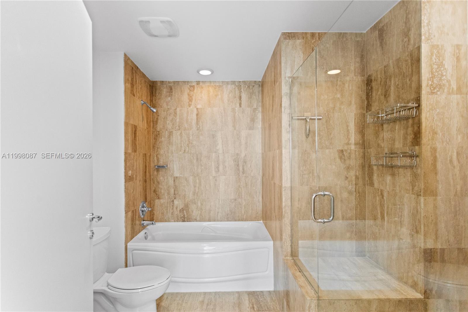 MET 1 CONDO - Residential Lease