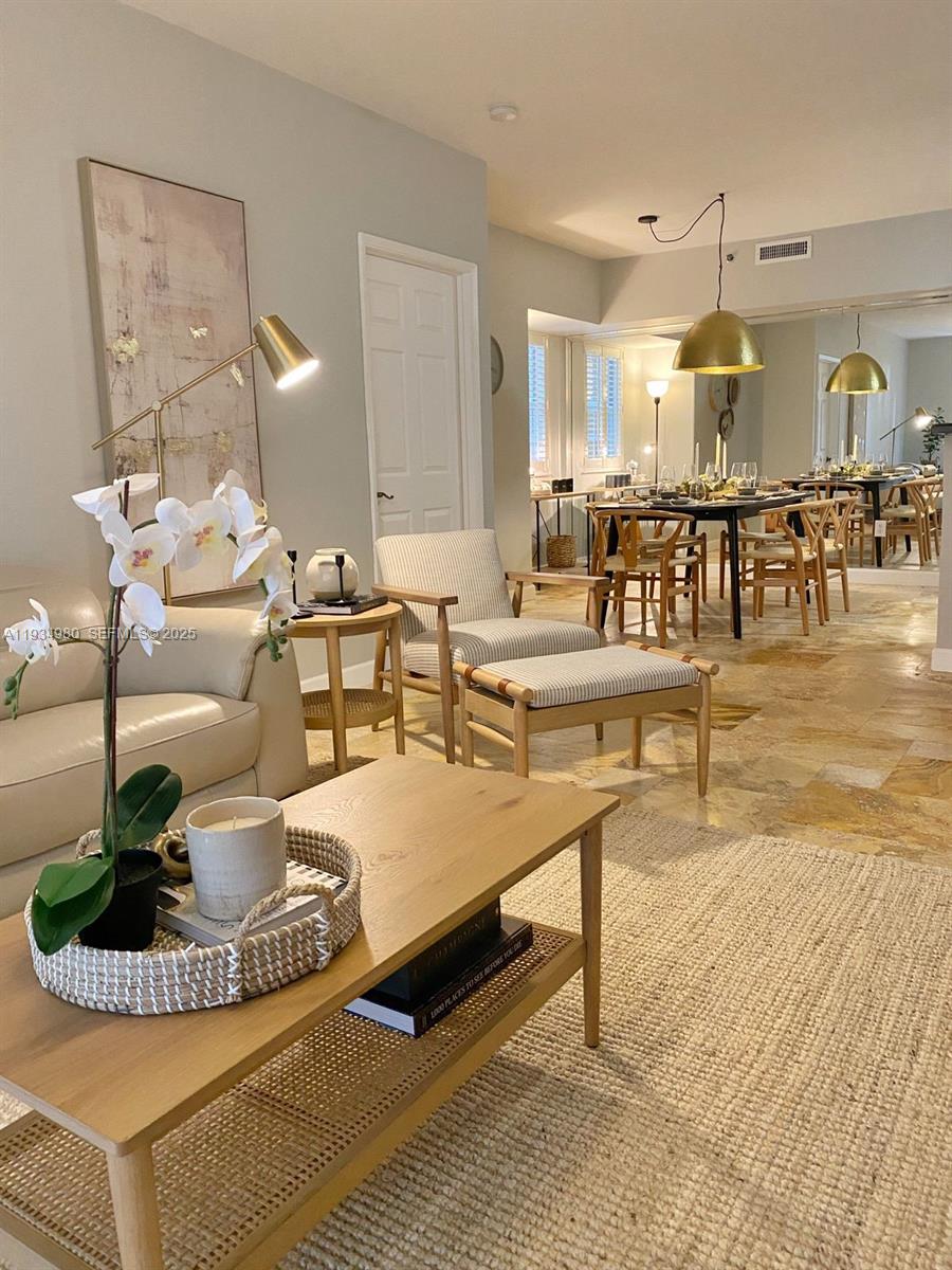 19501 E Country Club Dr 9108