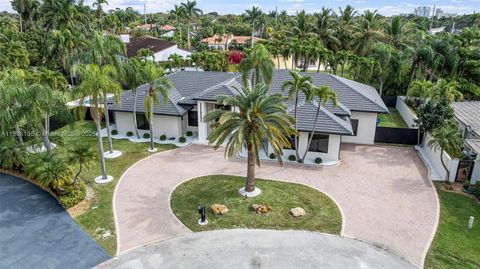 7755 SW 85th Ct Miami FL 33143