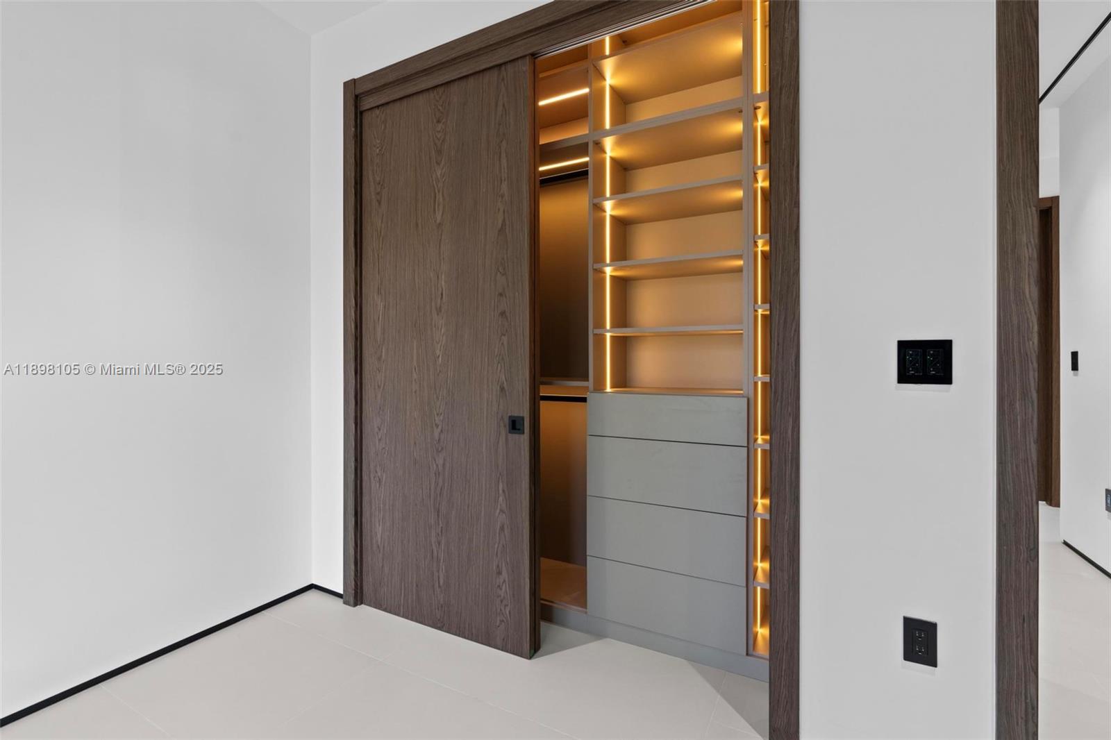 AURELIA SUB - Residential