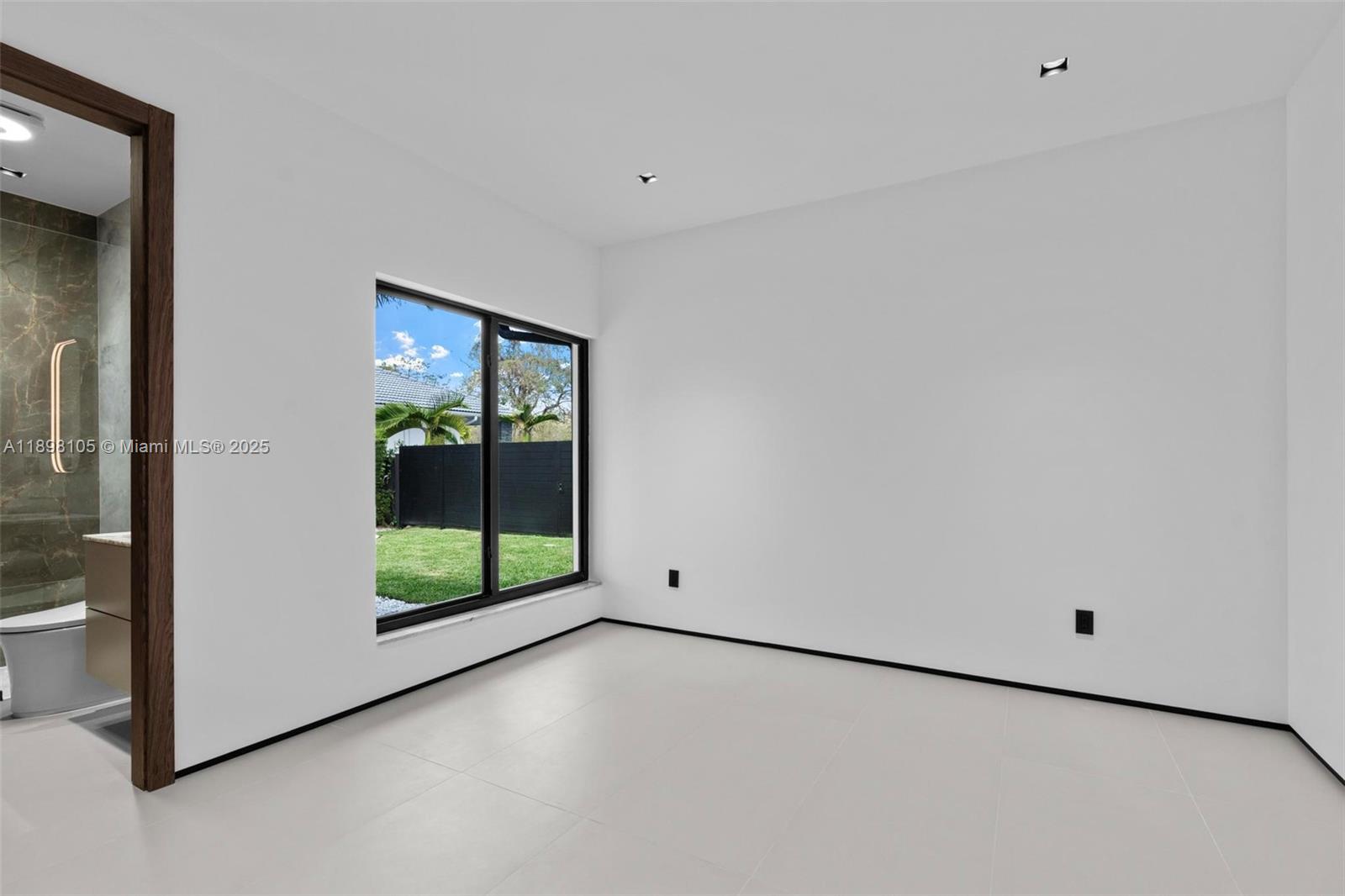 AURELIA SUB - Residential