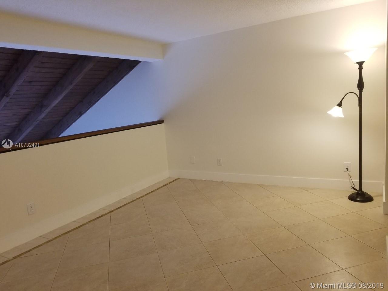 PEMBROKE LAKES SEC SEVEN - Residential Lease