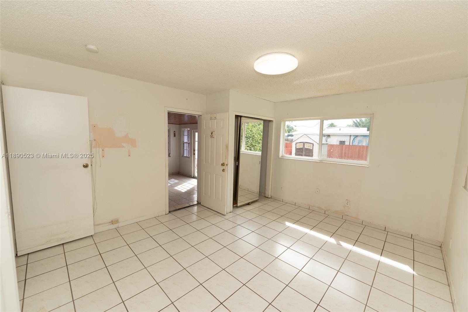 CORAL WAY SEC C - Residential