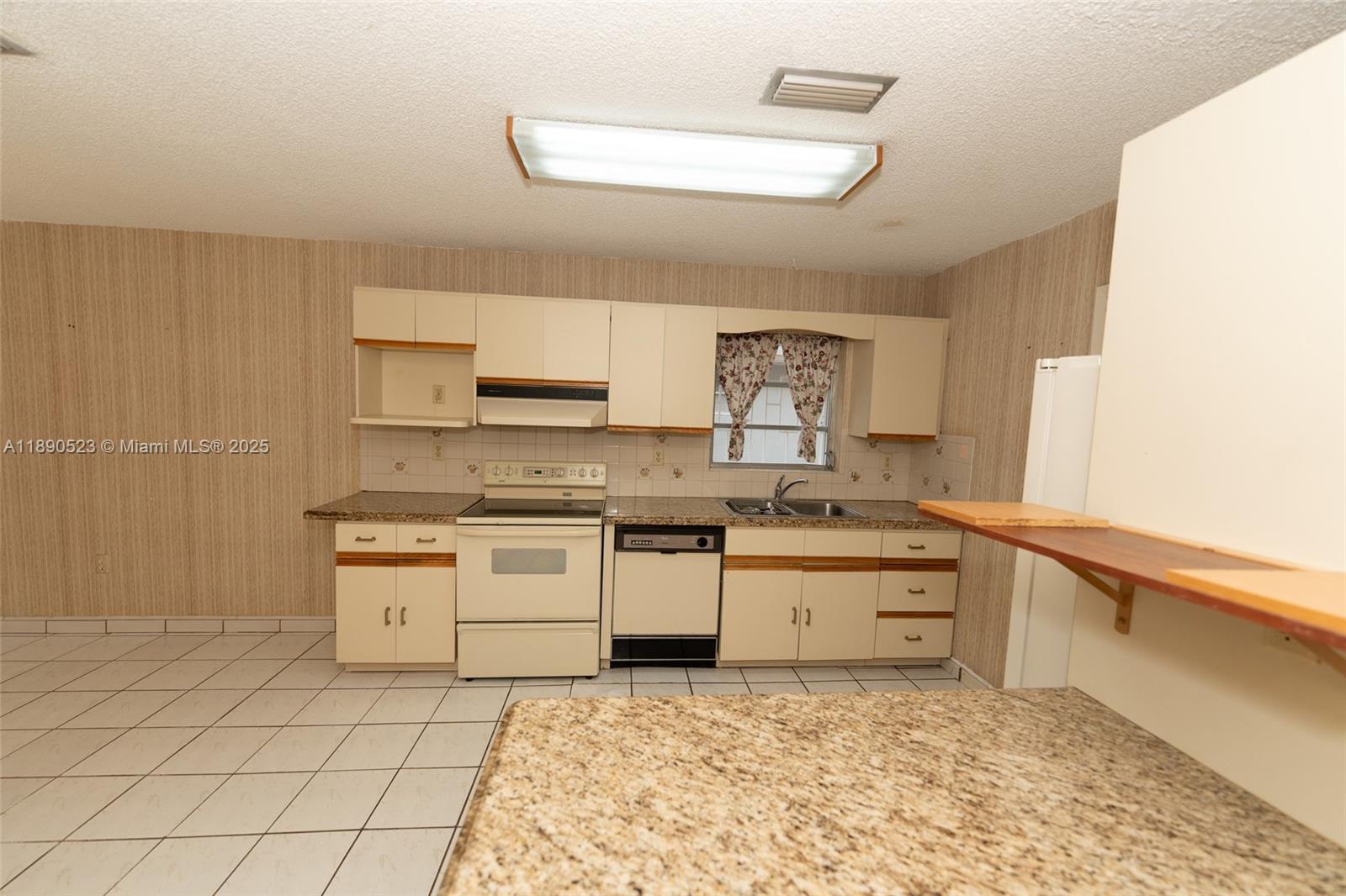 CORAL WAY SEC C - Residential