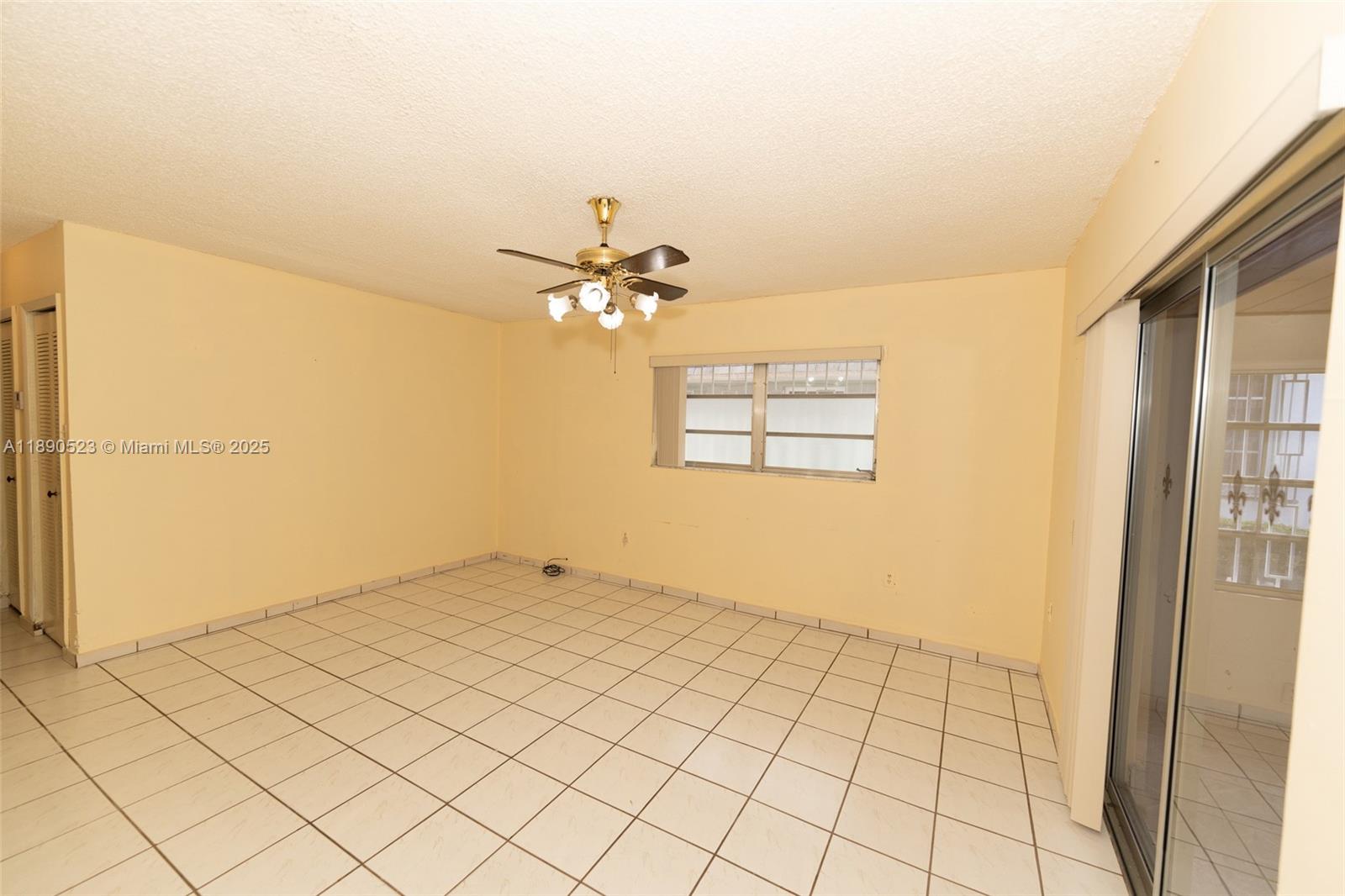 CORAL WAY SEC C - Residential