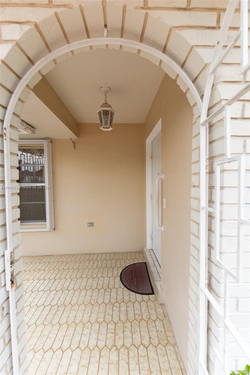 CORAL WAY SEC C - Residential