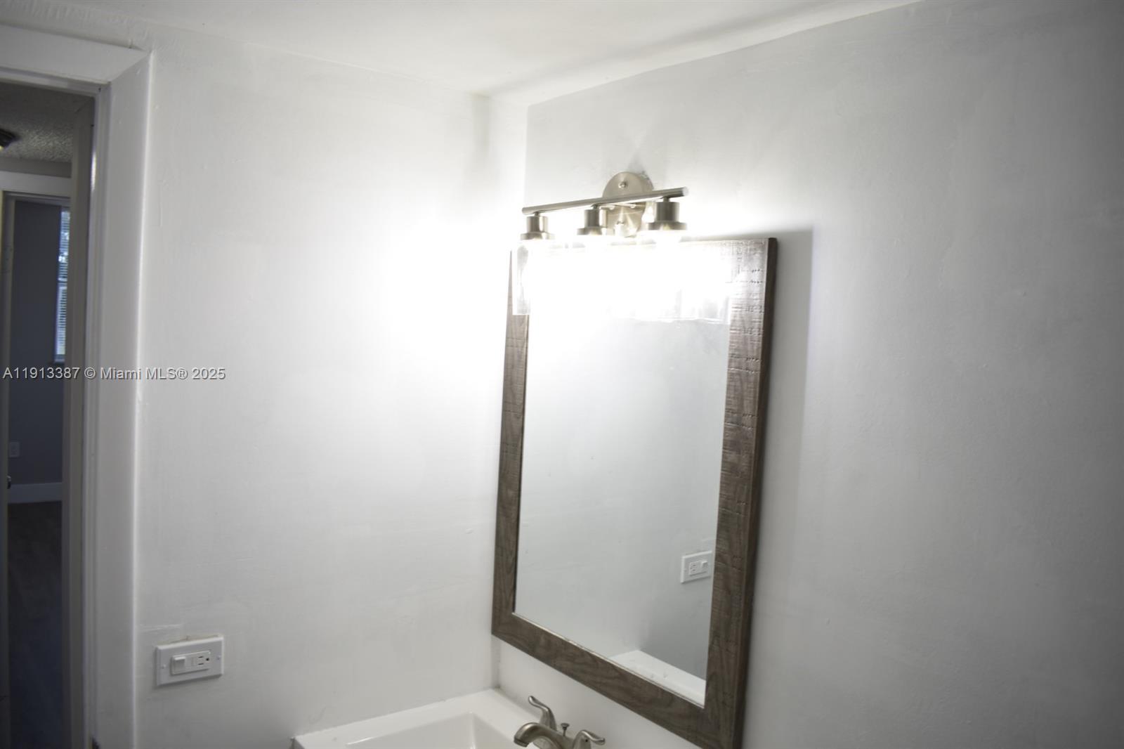 TALL TREES CONDO - Residential Lease