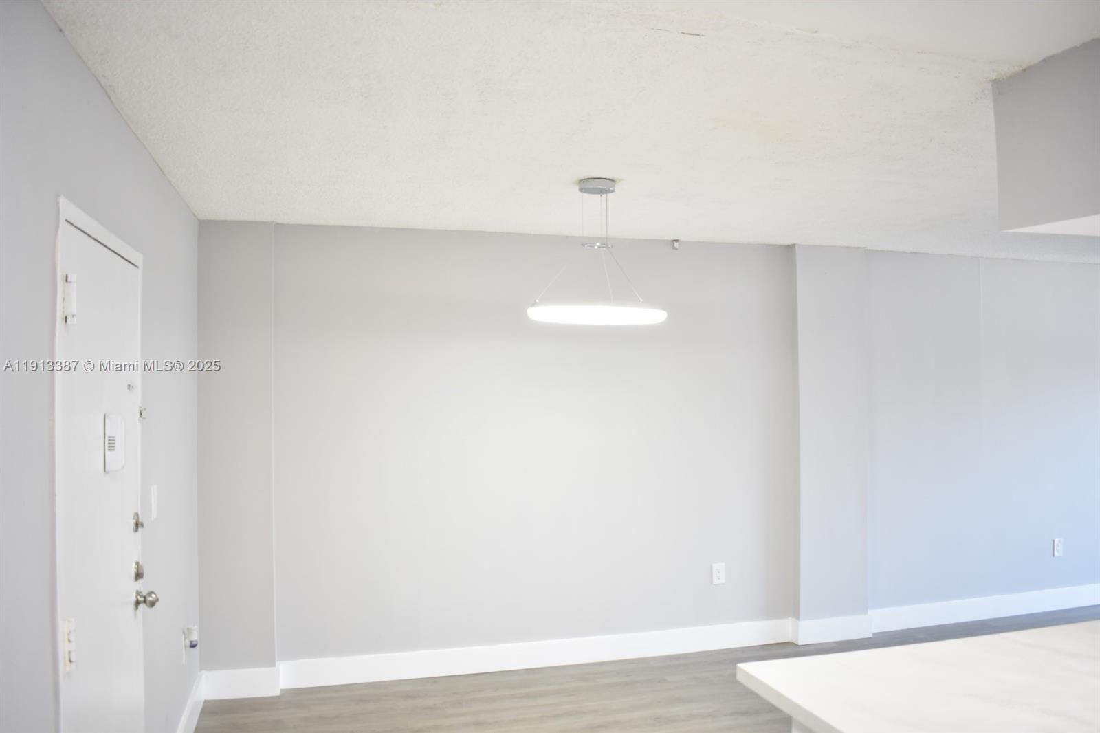 TALL TREES CONDO - Residential Lease