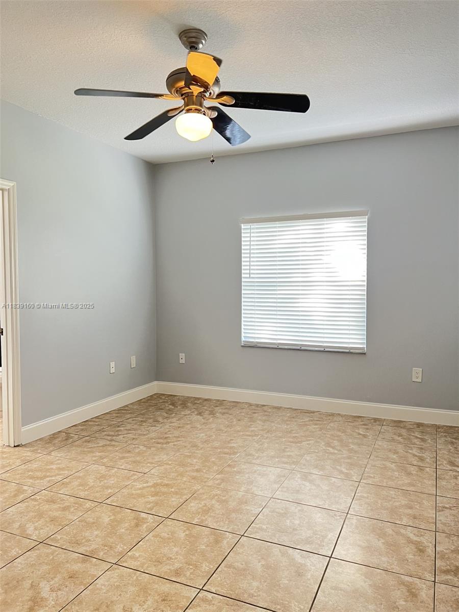 1273 NW 171st Ter
