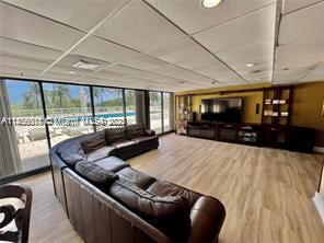 THE PLAZA OF BAL HARBOUR - Residential