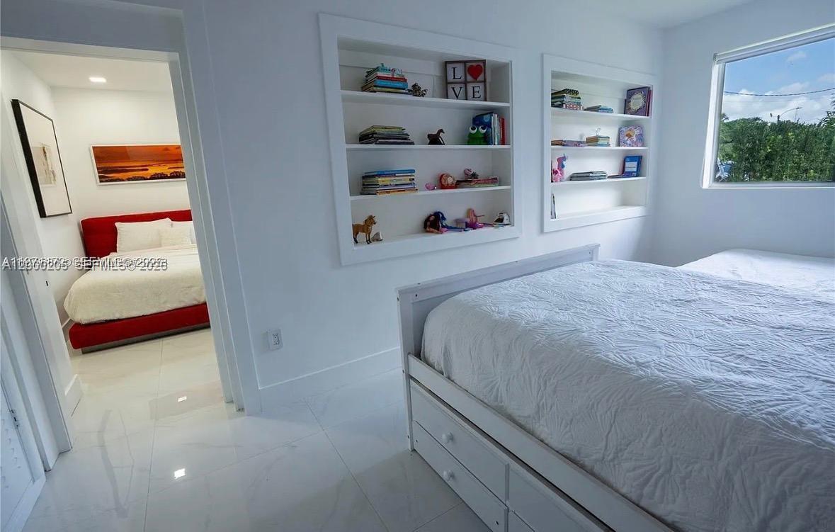 HALLANDALE BY THE SEA - Residential Lease