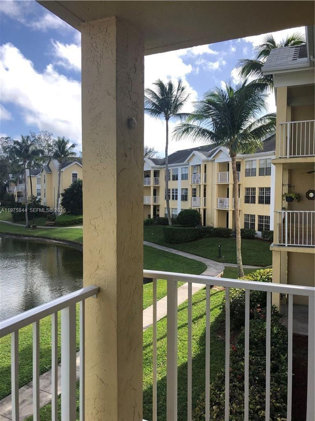 Photo of 6355 La Costa Dr #G, Boca Raton, FL 33433 (MLS # A11975844)