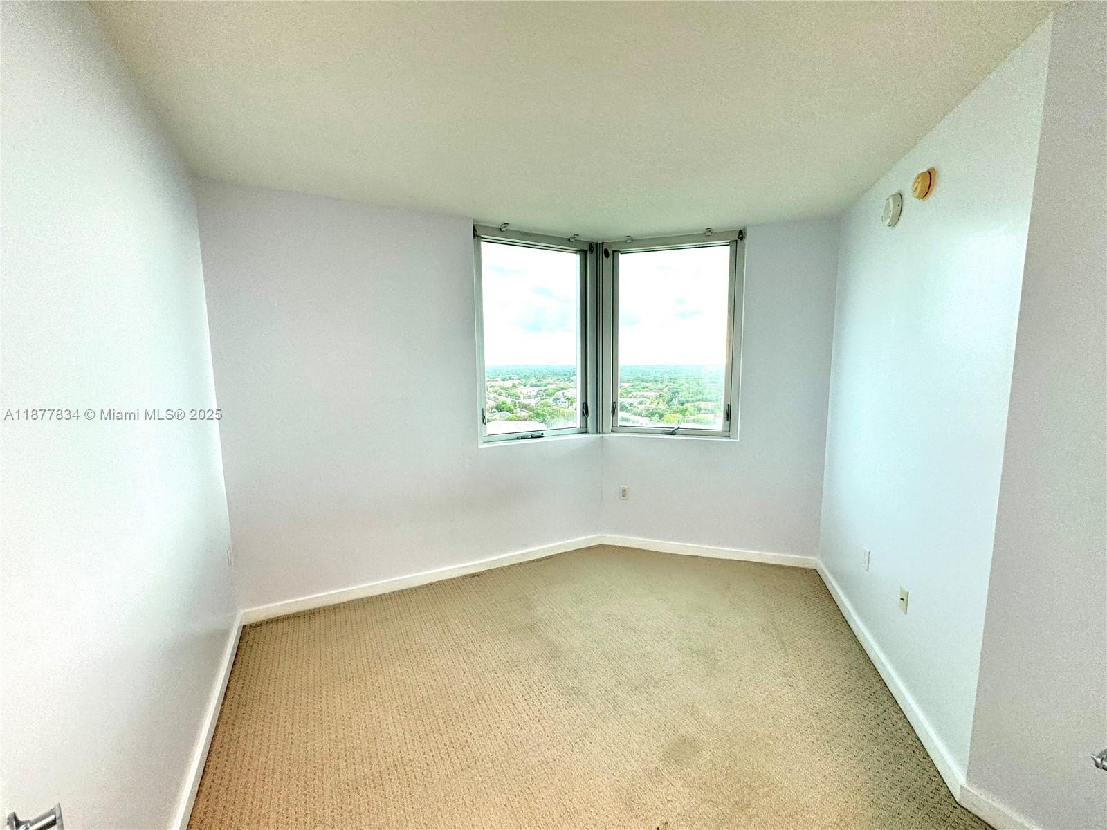 METROPOLIS I AT DADELAND - Residential