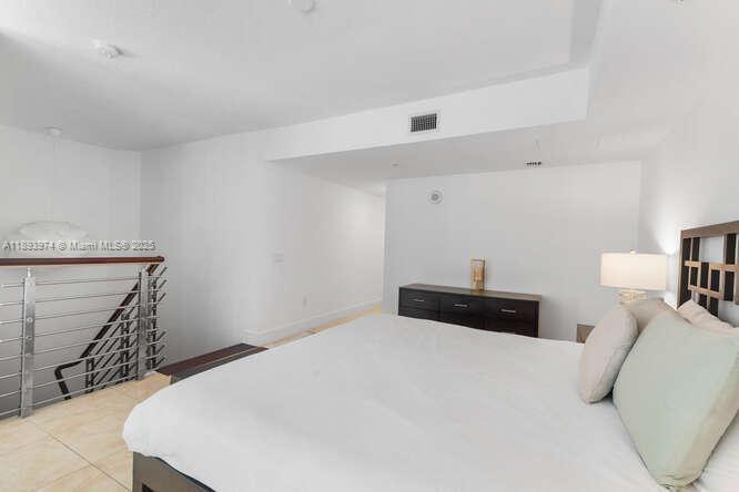 BRICKELL ON THE RIVER S T - Residential Lease