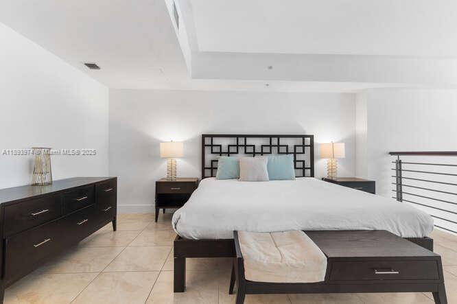 BRICKELL ON THE RIVER S T - Residential Lease