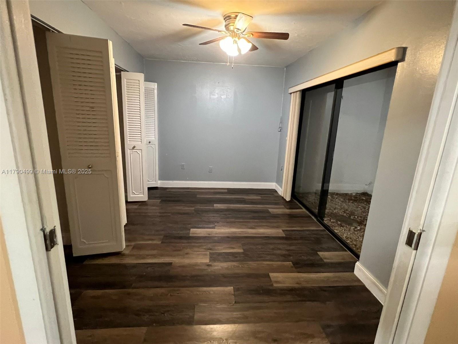 VILLAS AT BONAVENTURE IN - Residential