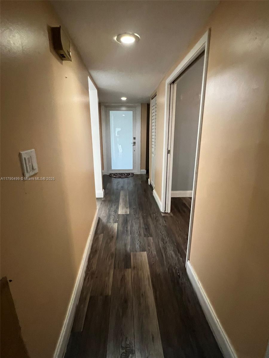 VILLAS AT BONAVENTURE IN - Residential