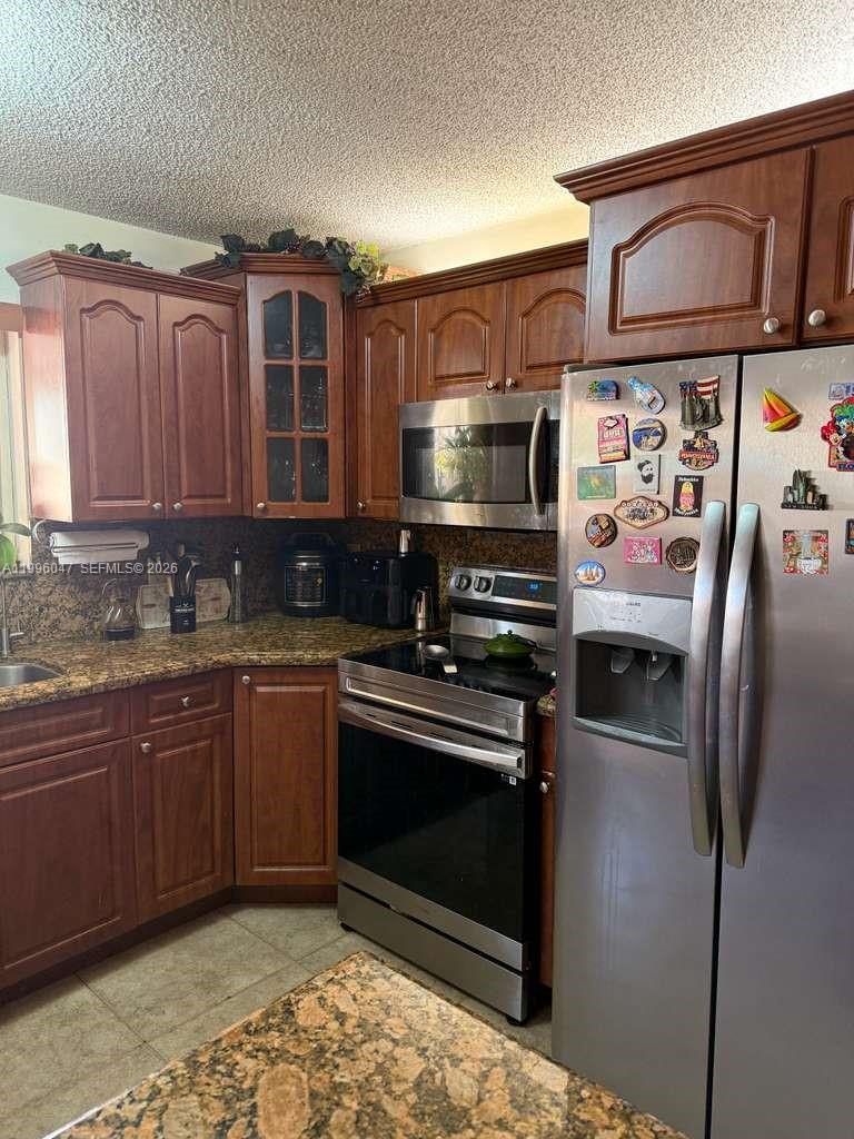 TURTLE RUN AT LAKES OF PA - Residential