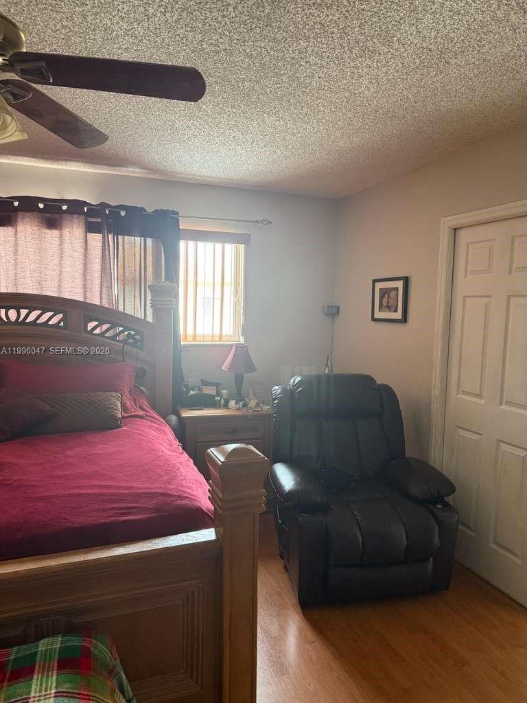 TURTLE RUN AT LAKES OF PA - Residential