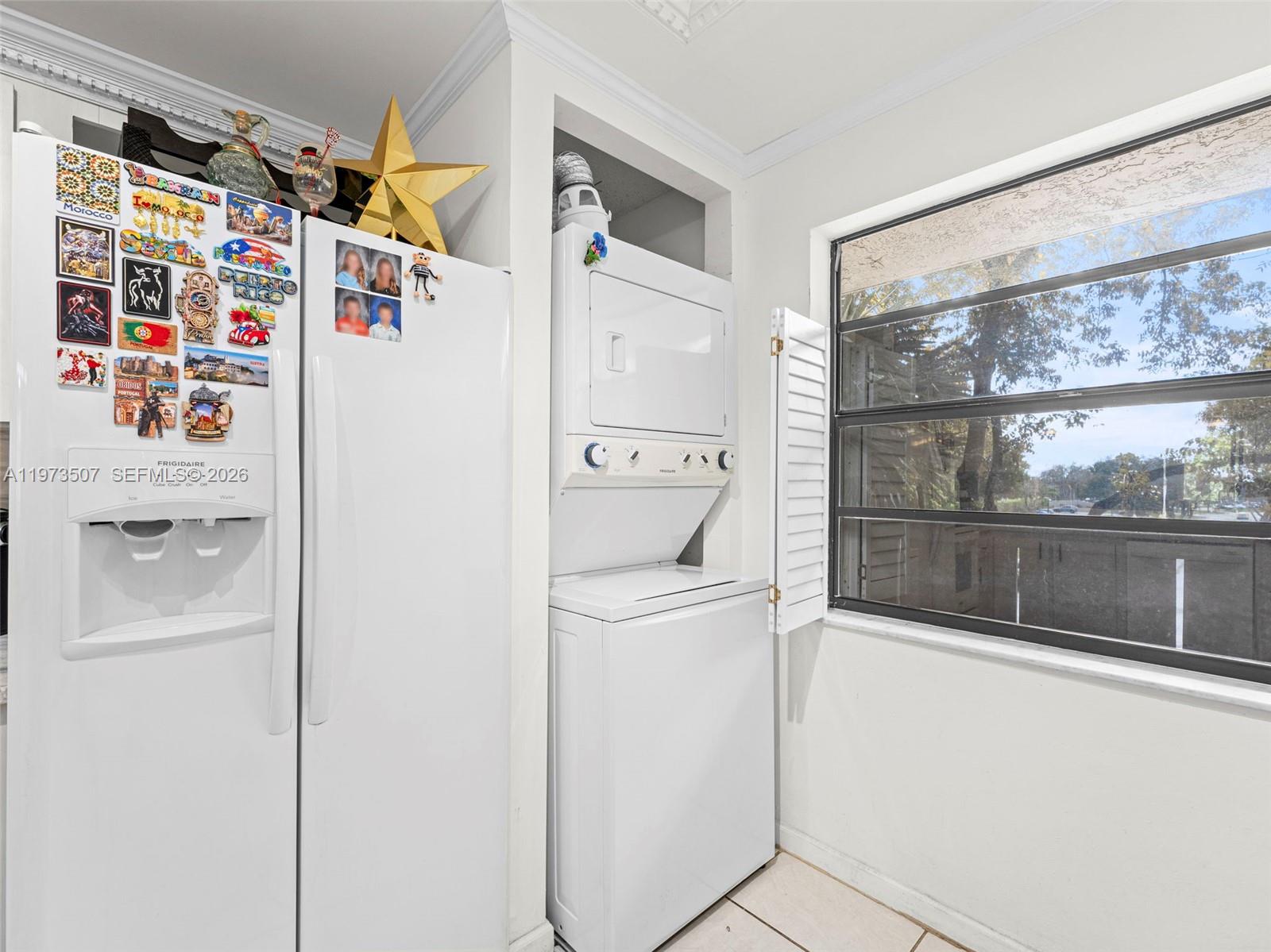 COLONY POINT 6 CONDO - Residential