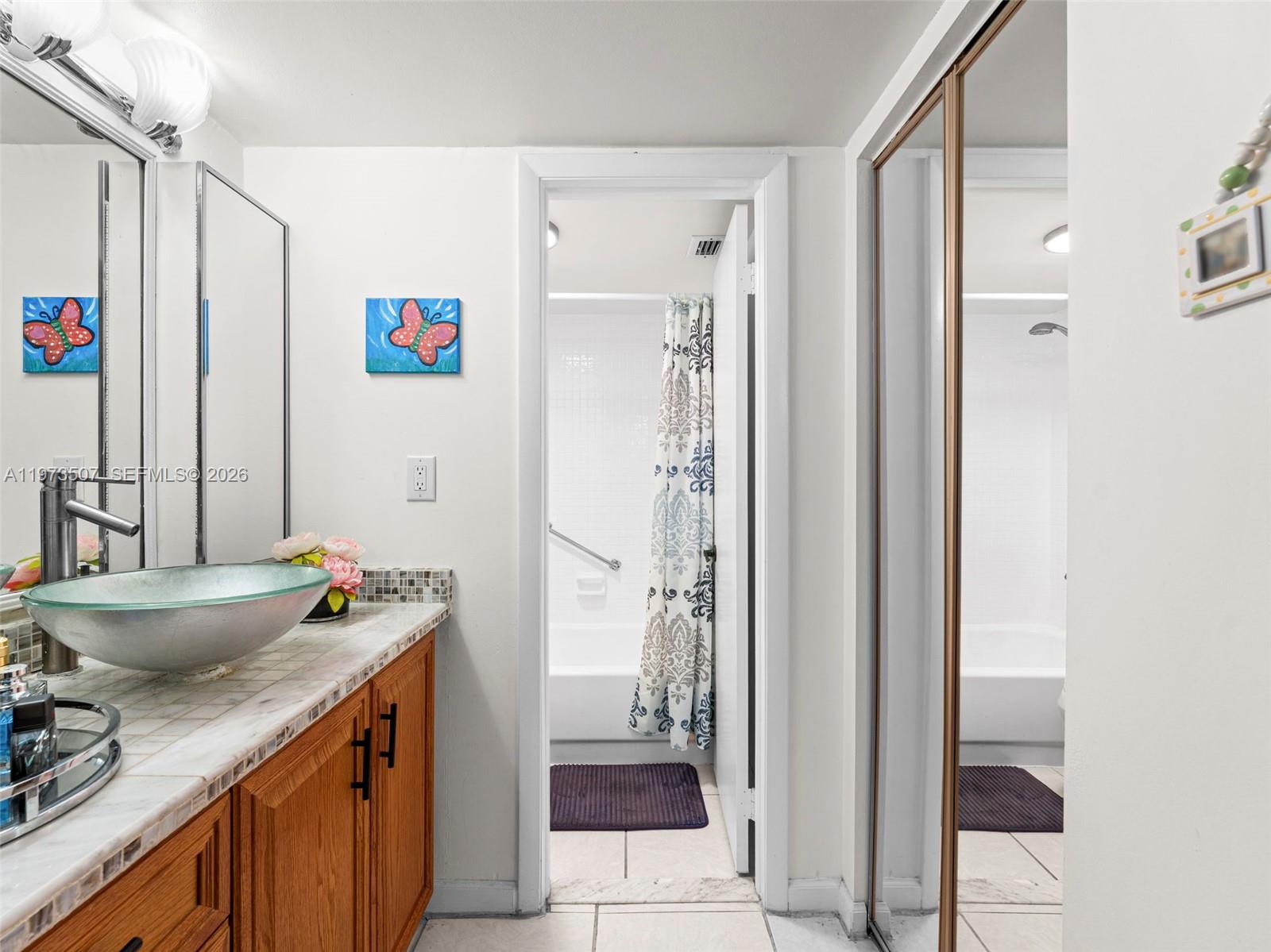 COLONY POINT 6 CONDO - Residential