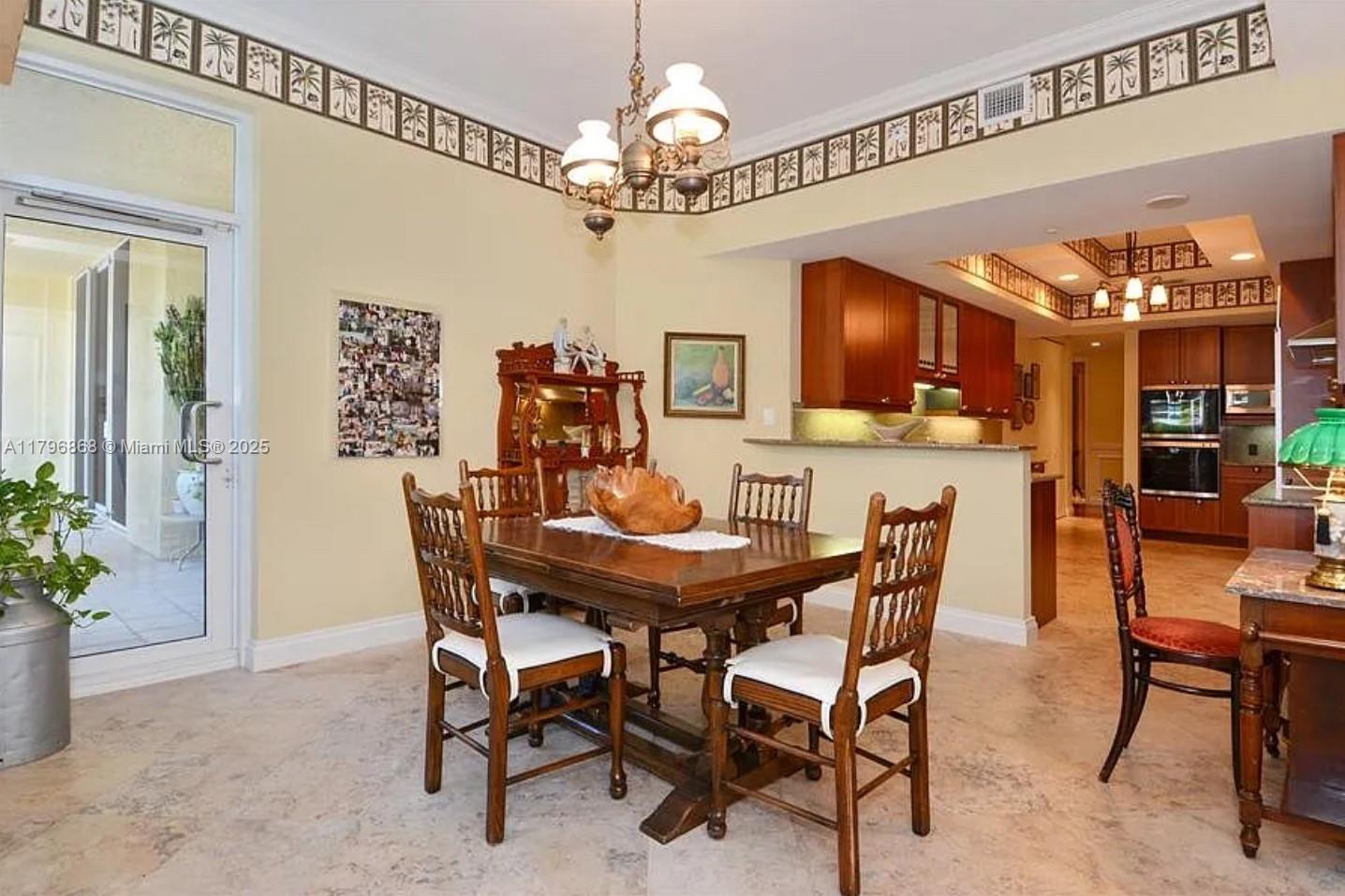 Bella Vista Mid rise north - Residential Lease