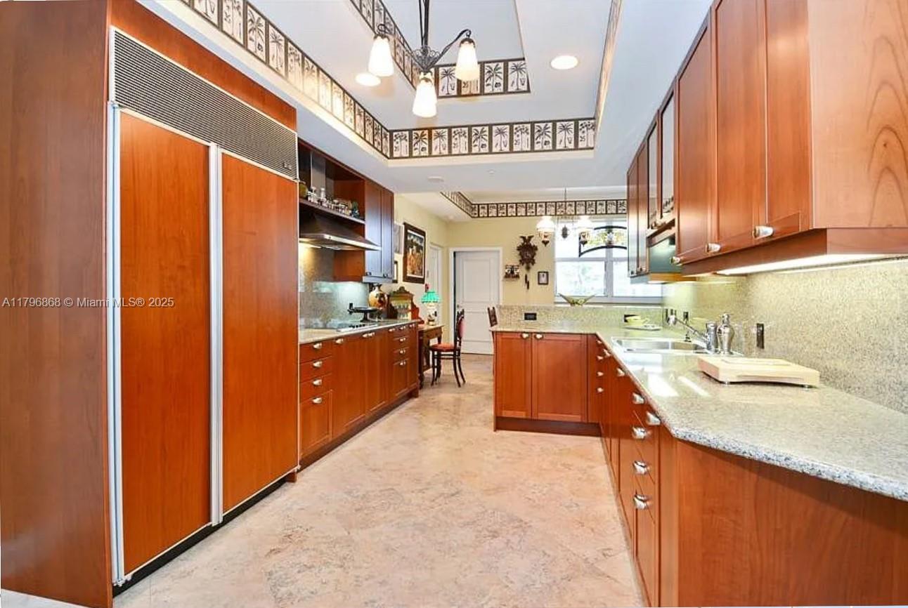 Bella Vista Mid rise north - Residential Lease