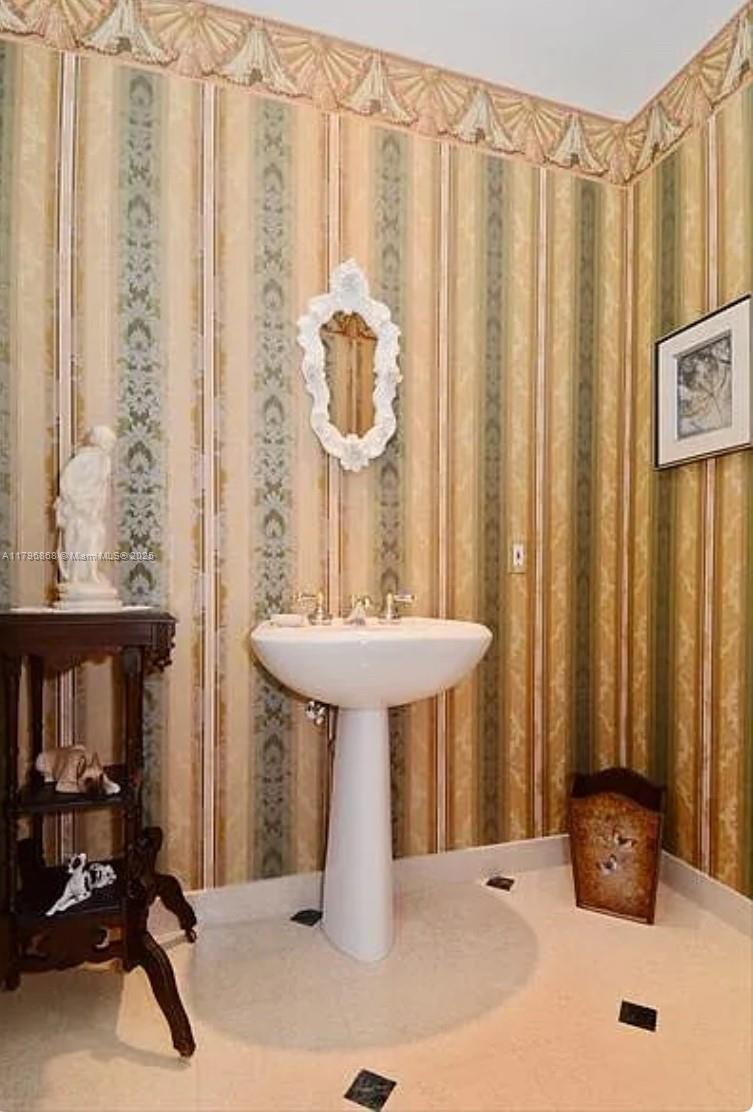 Bella Vista Mid rise north - Residential Lease